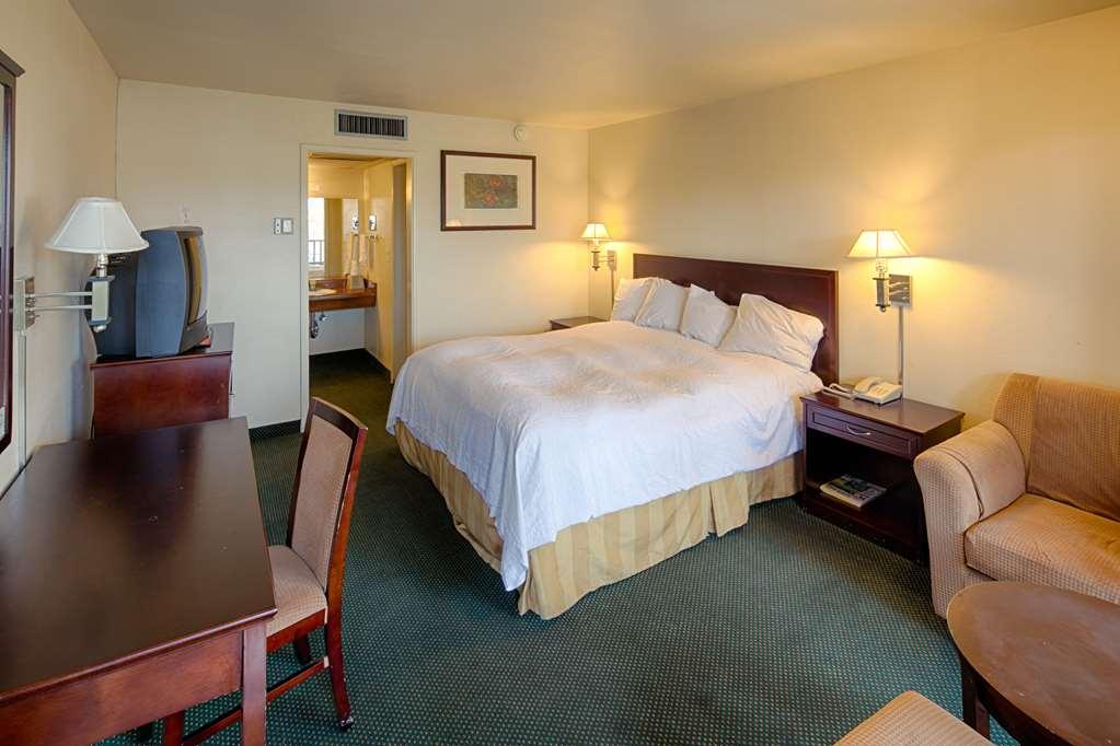 Готель Ramada By Wyndham Modesto Yosemite Area Номер фото